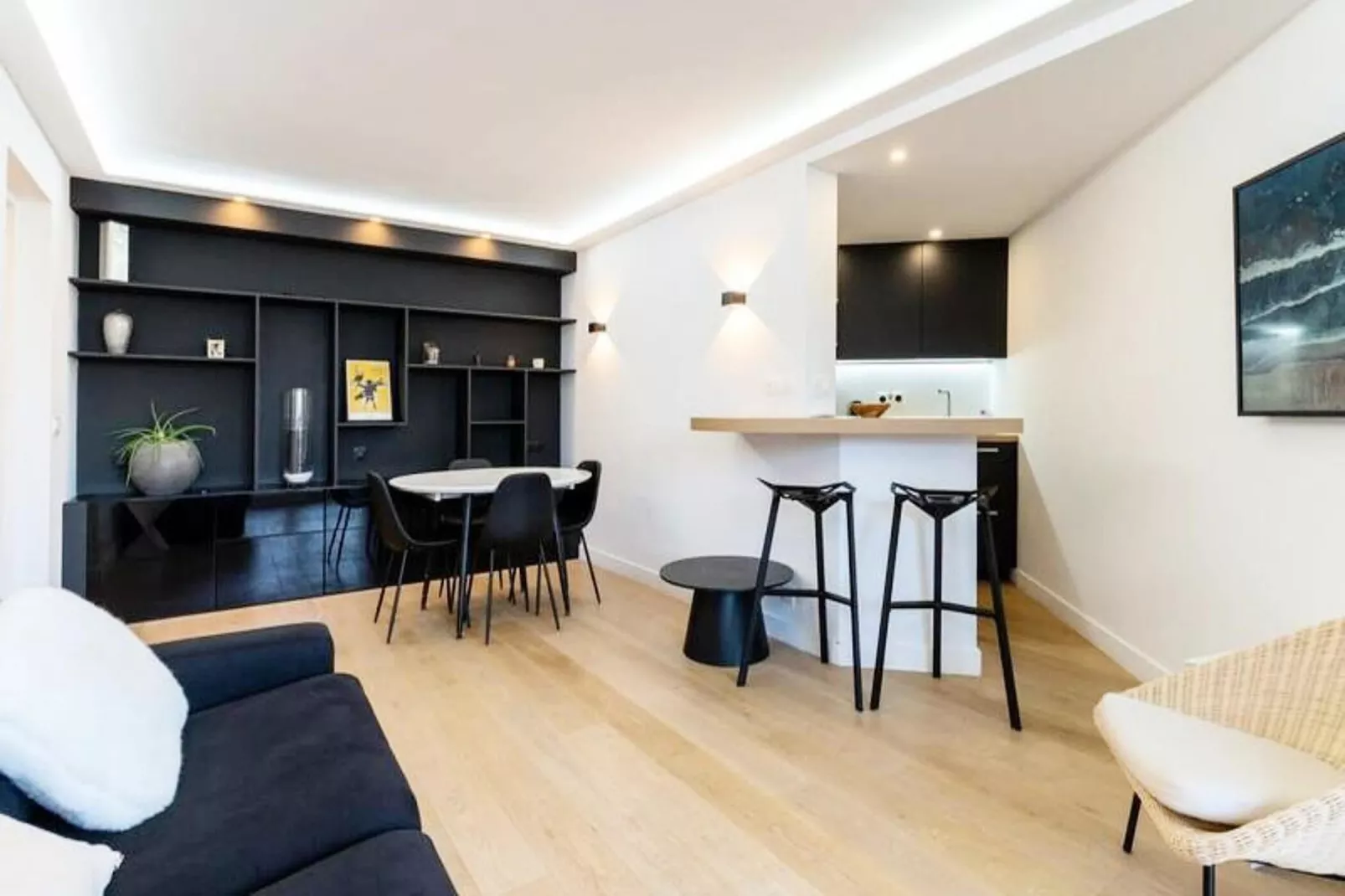 Résidence Sublime T2  Pour 4 Personnes, R&eacute;nov&eacute; Avec Piscine Tennis Parking Wifi-Woonkamer