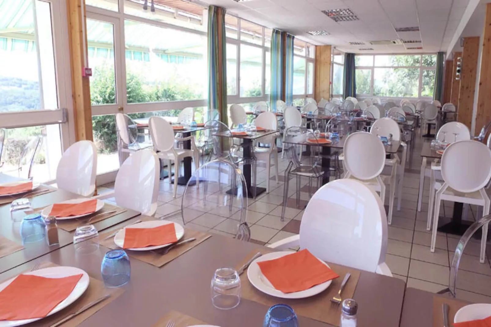 VVF Montpeyroux Auvergne-Image-tags.