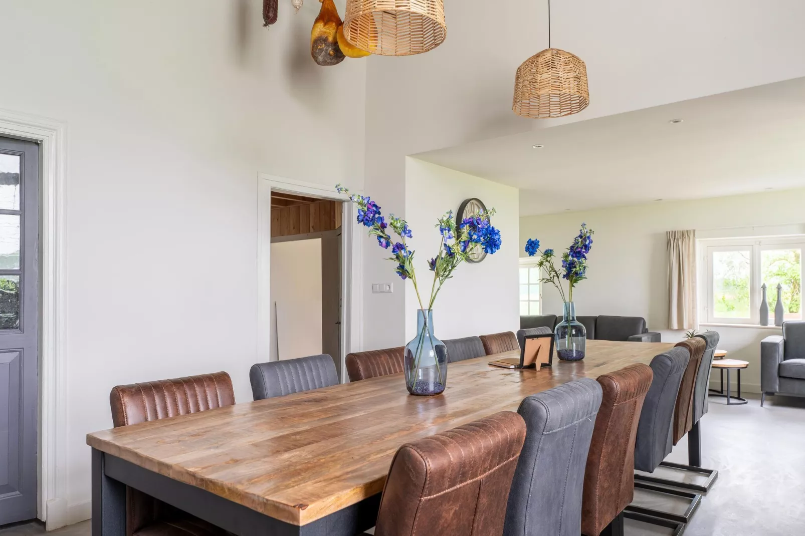 De stakenborg het voor- en achterhuis - Eetkamer