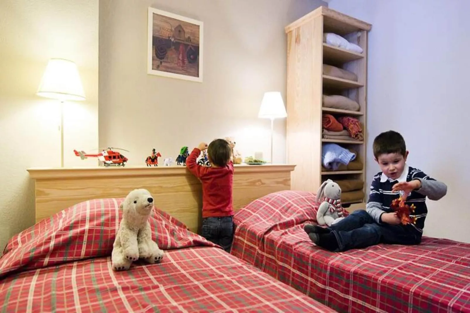 Résidence Goélia Le Domaine de Castella***-Buitenkant zomer