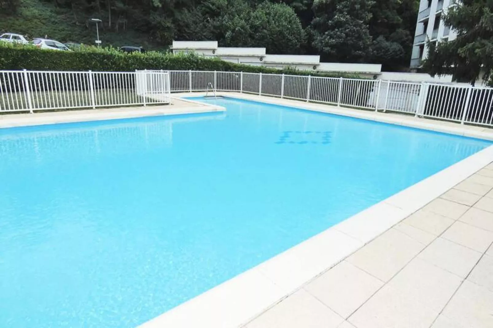 Résidence Montcalm B-Zwembad