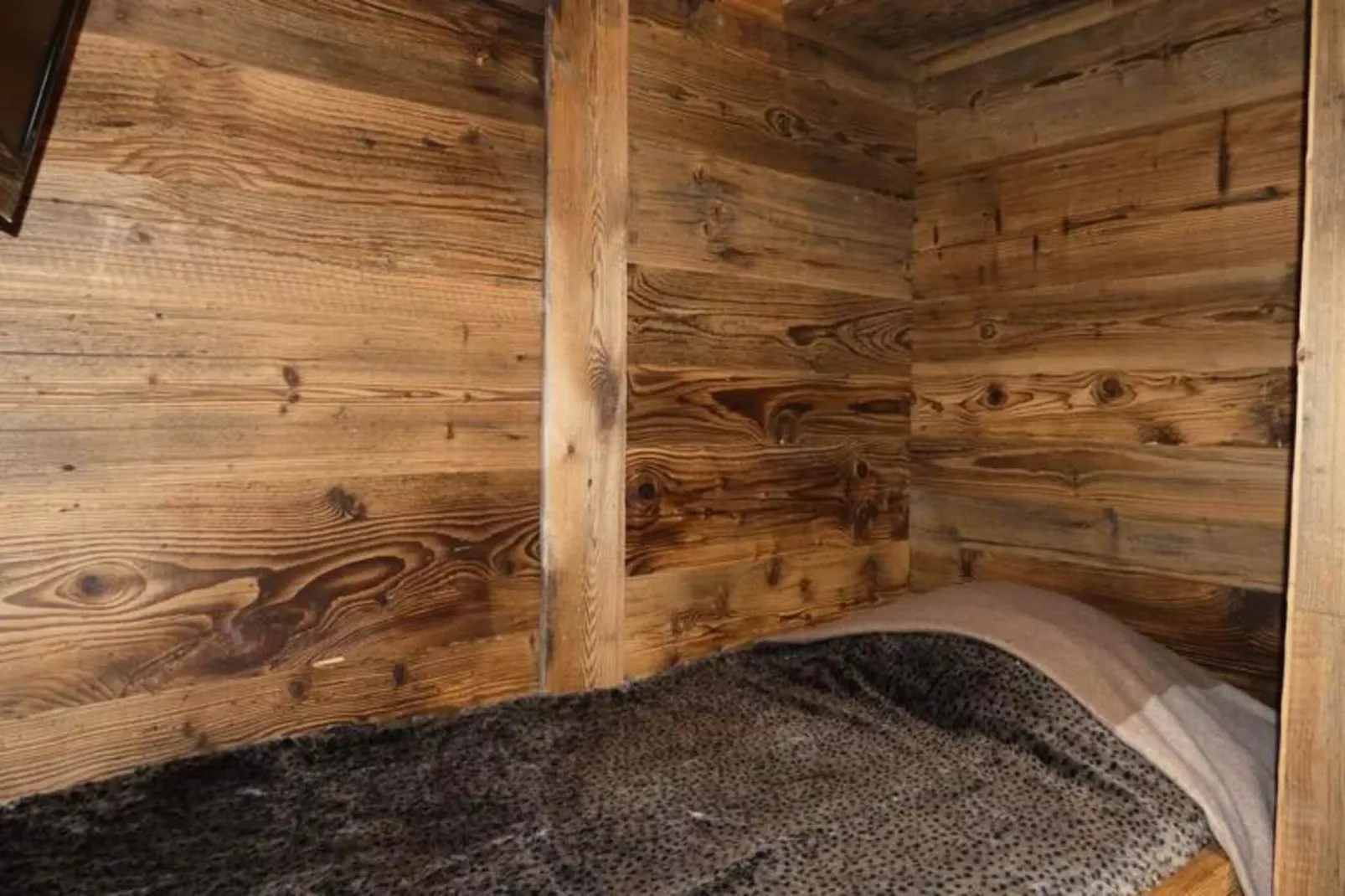 Résidence Lauziere Dessous-Badkamer