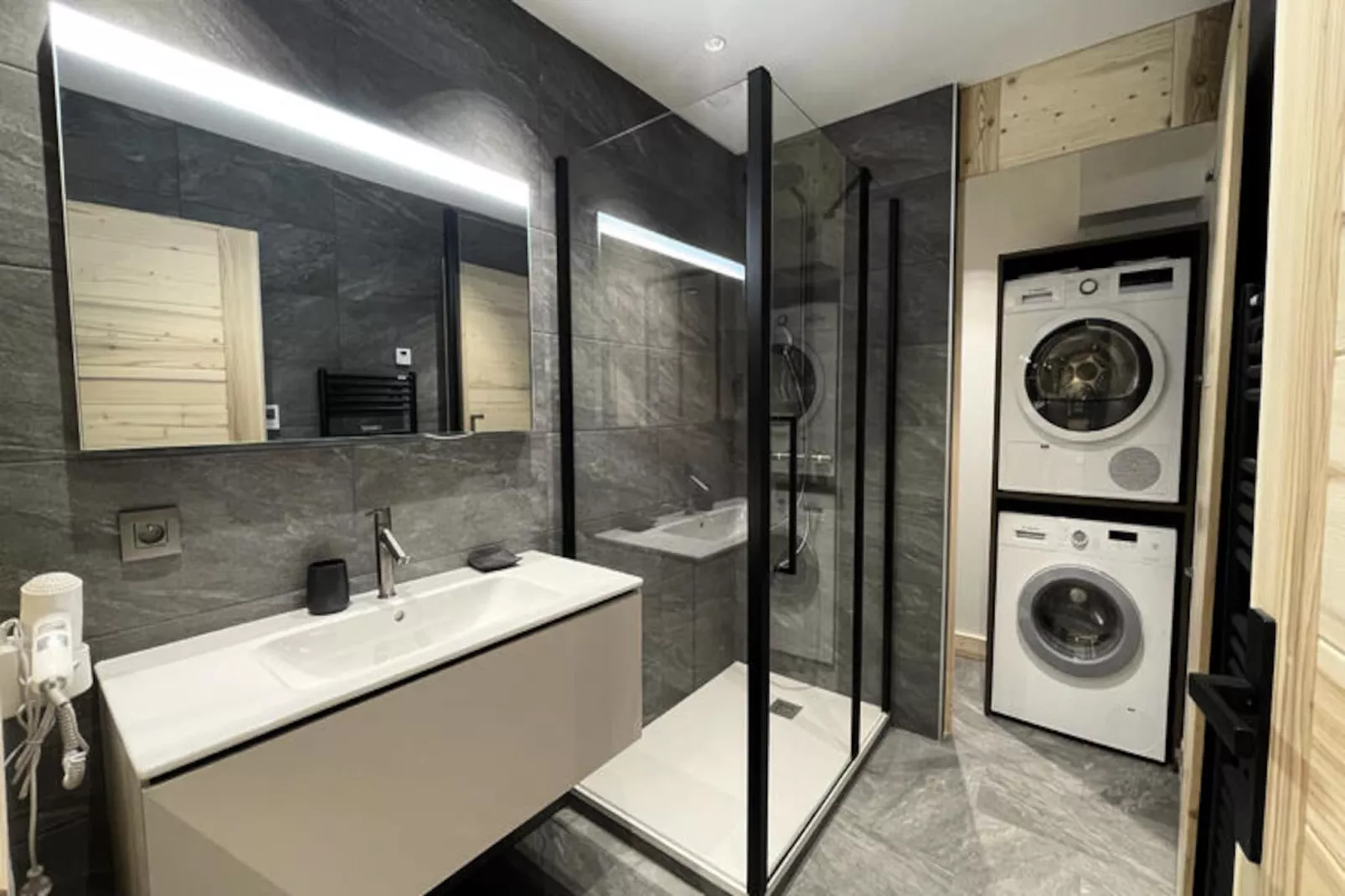 Appartements à La Clusaz-Image-tags.