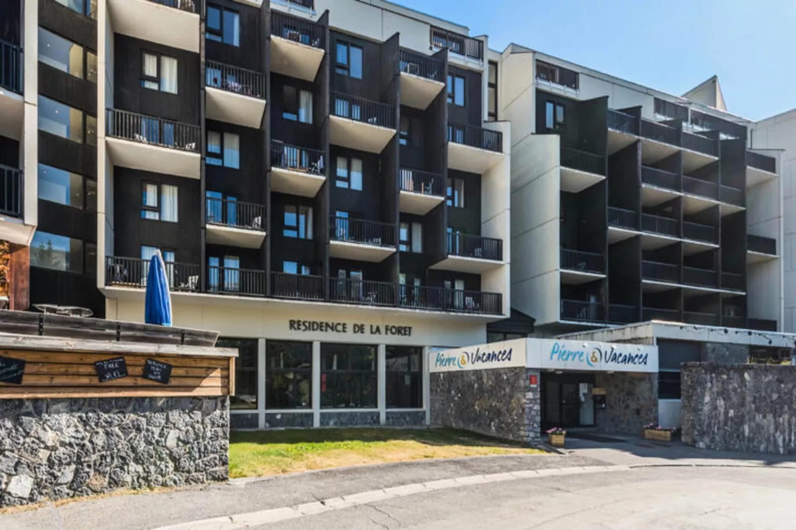 Résidence La Forêt - maeva Home - Buitenkant zomer