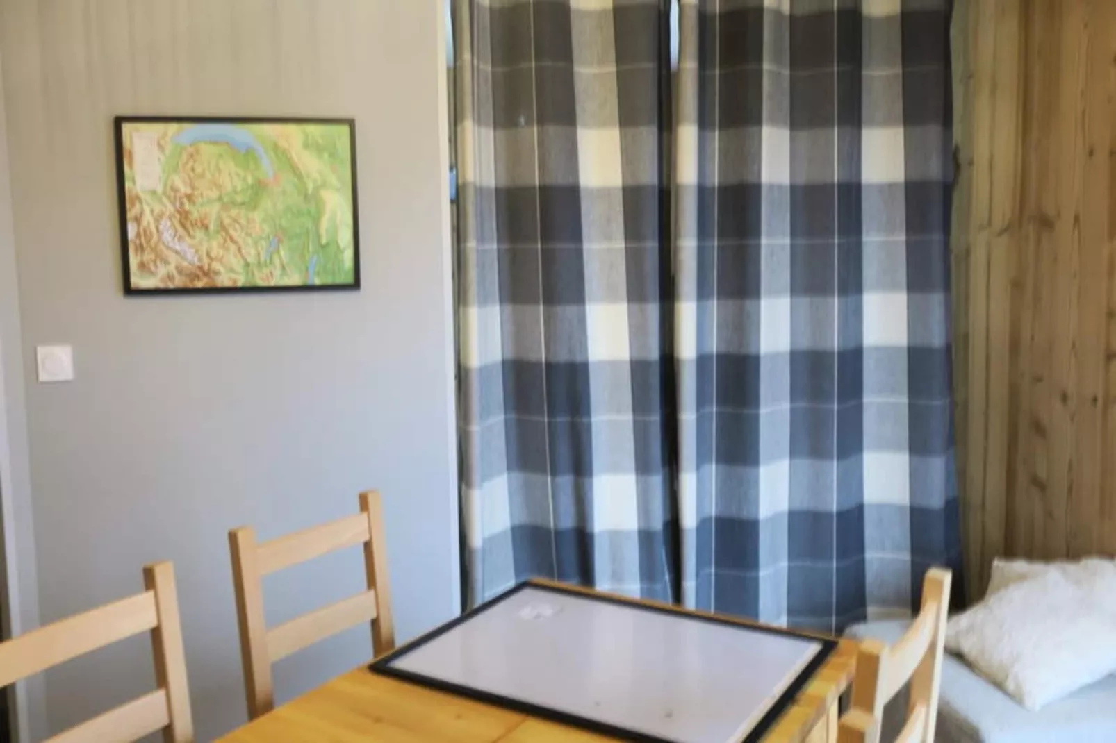 Résidence Les Jonquilles-Eetkamer