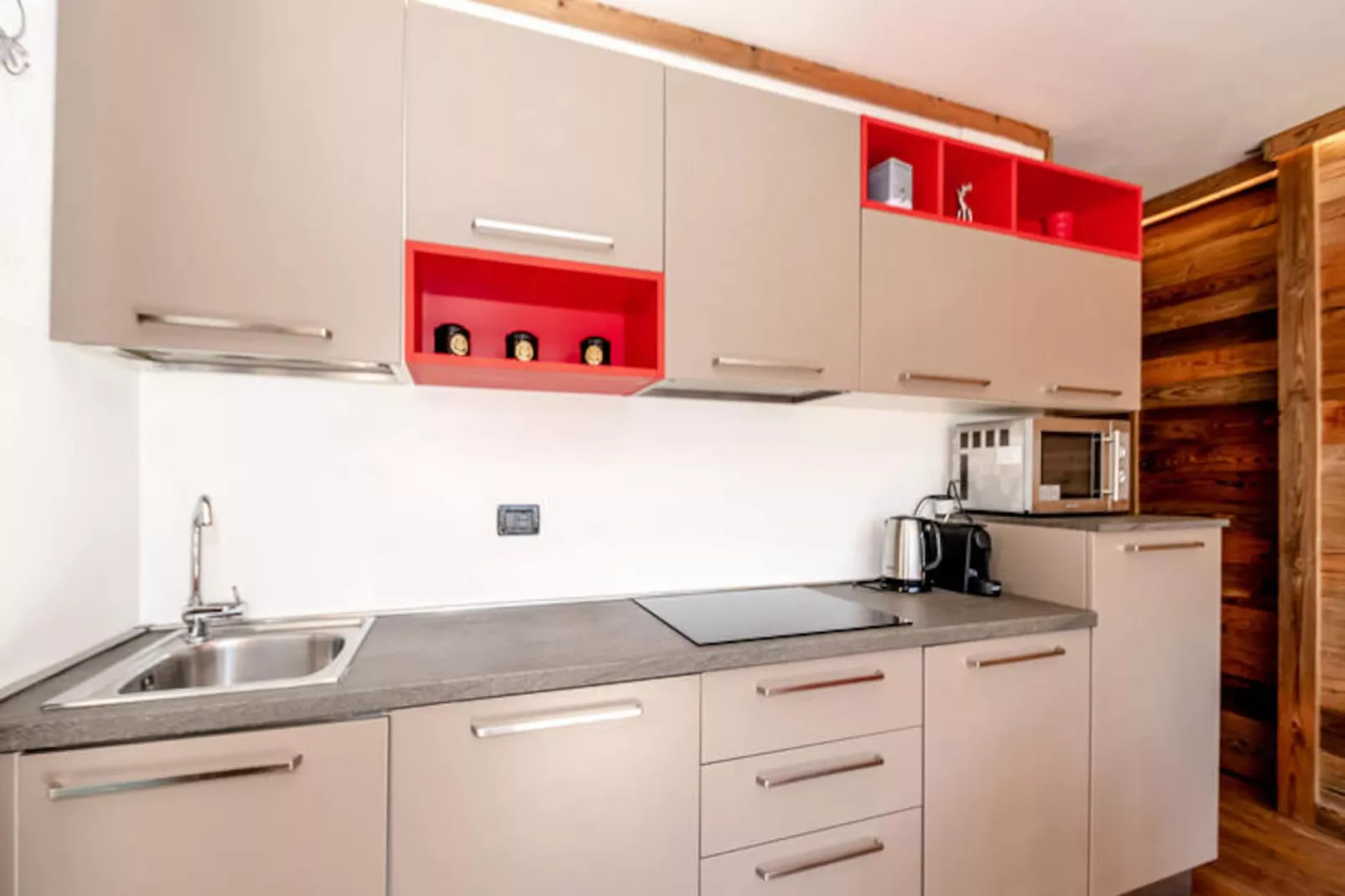 Résidence Rivo-Image-tags.