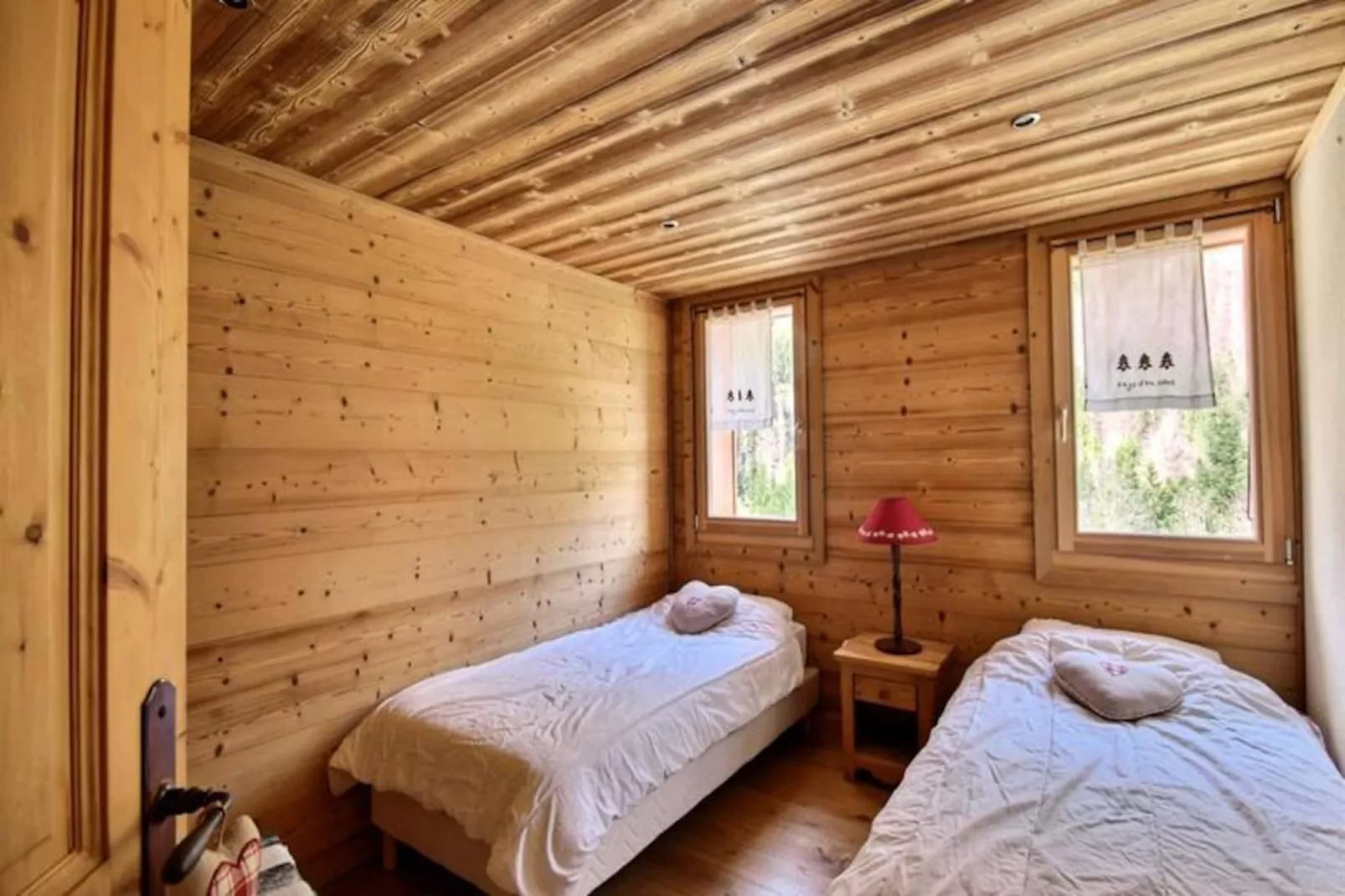 Chalets à Saint Jean d'Aulps-Image-tags.