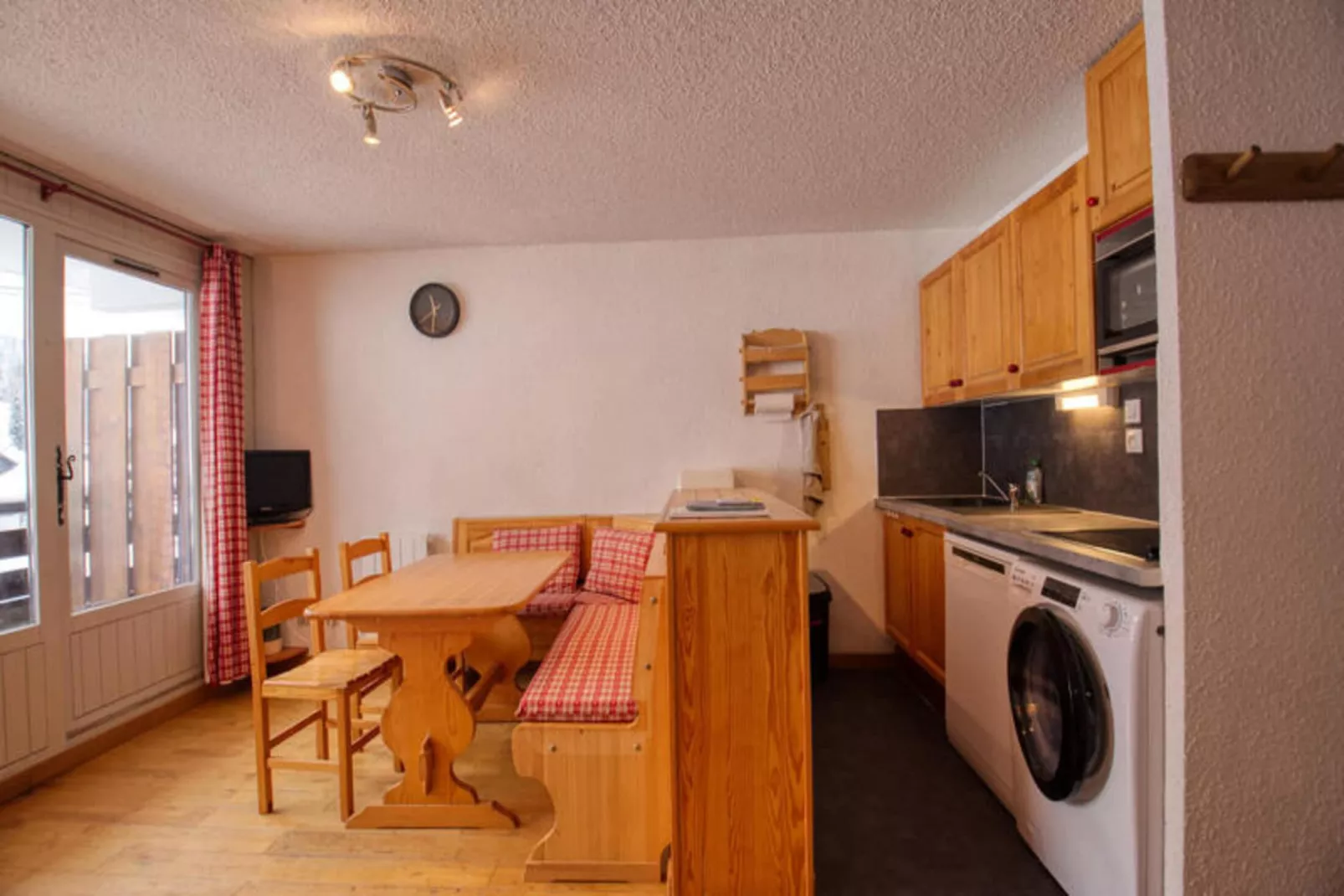 Résidence Criou Ii-Buitenkant zomer