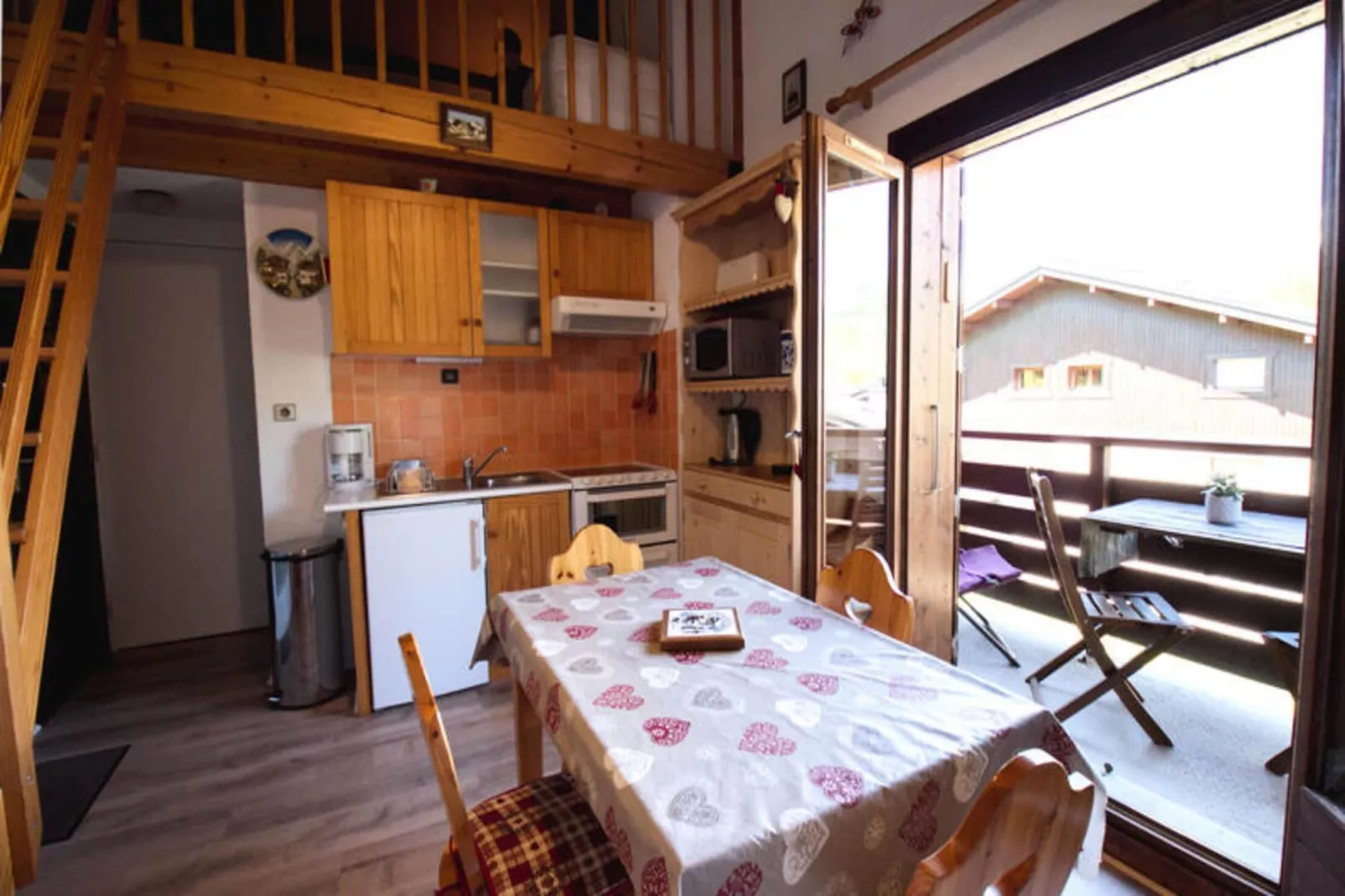 Chalet Du Praz Bat A1-Buitenkant zomer