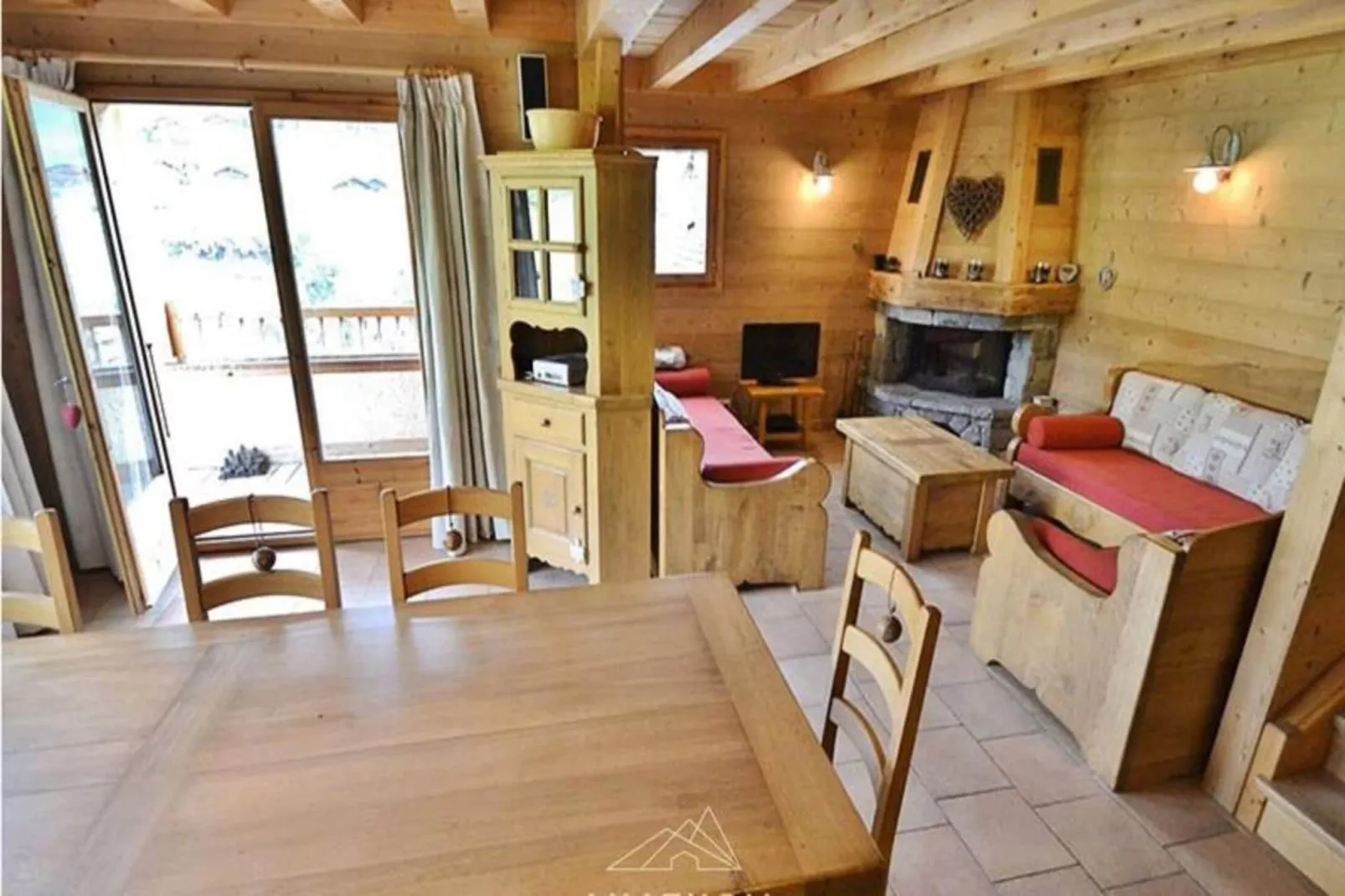 Chalet Le Trefle-Eetkamer