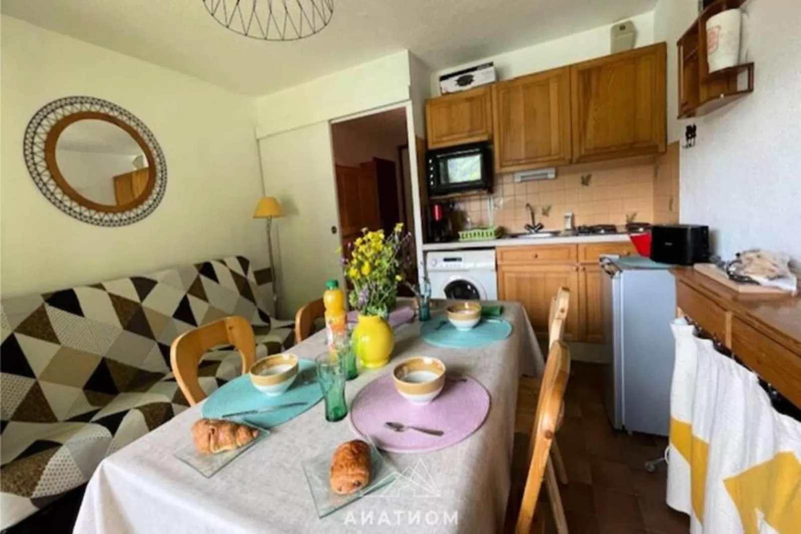 Résidence Millepertuis C-Eetkamer