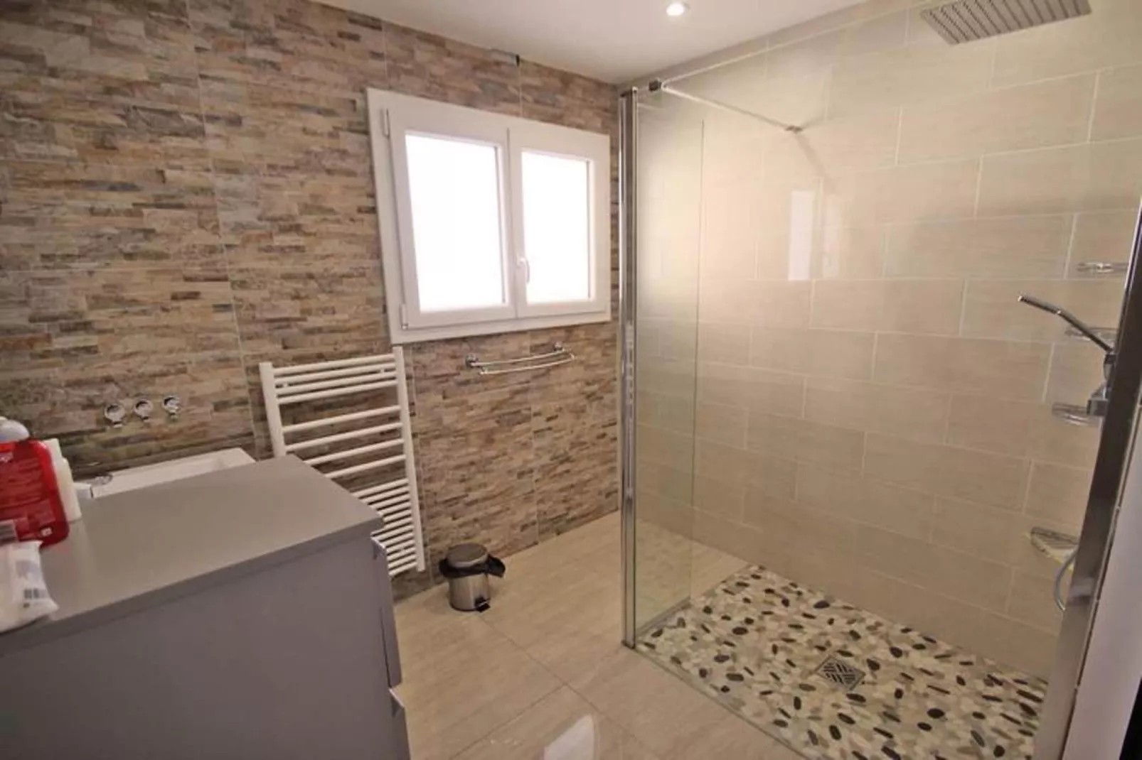 Résidence Les Saisons-Badkamer