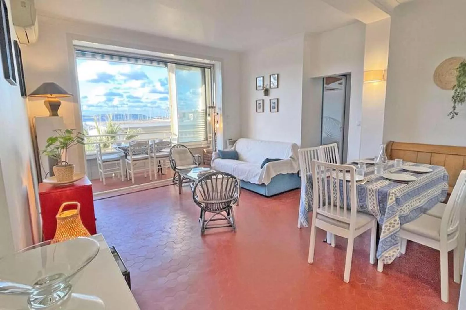 Résidence Les Dauphins-Overloop