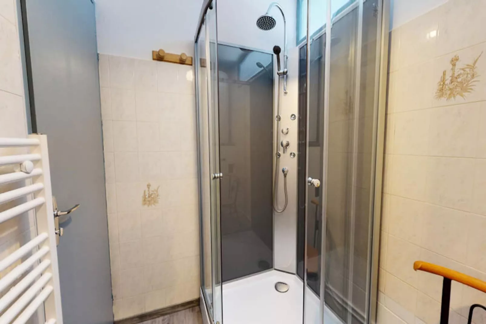 Appartements à Saint-Gilles-Croix-de-Vie-Image-tags.