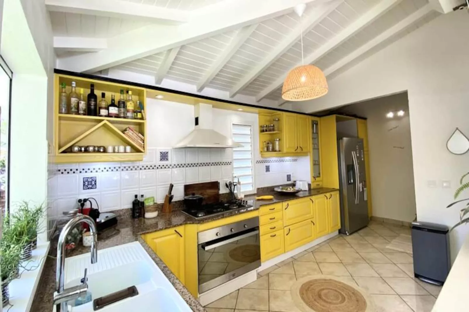 Villa Charlotte-Image-tags.