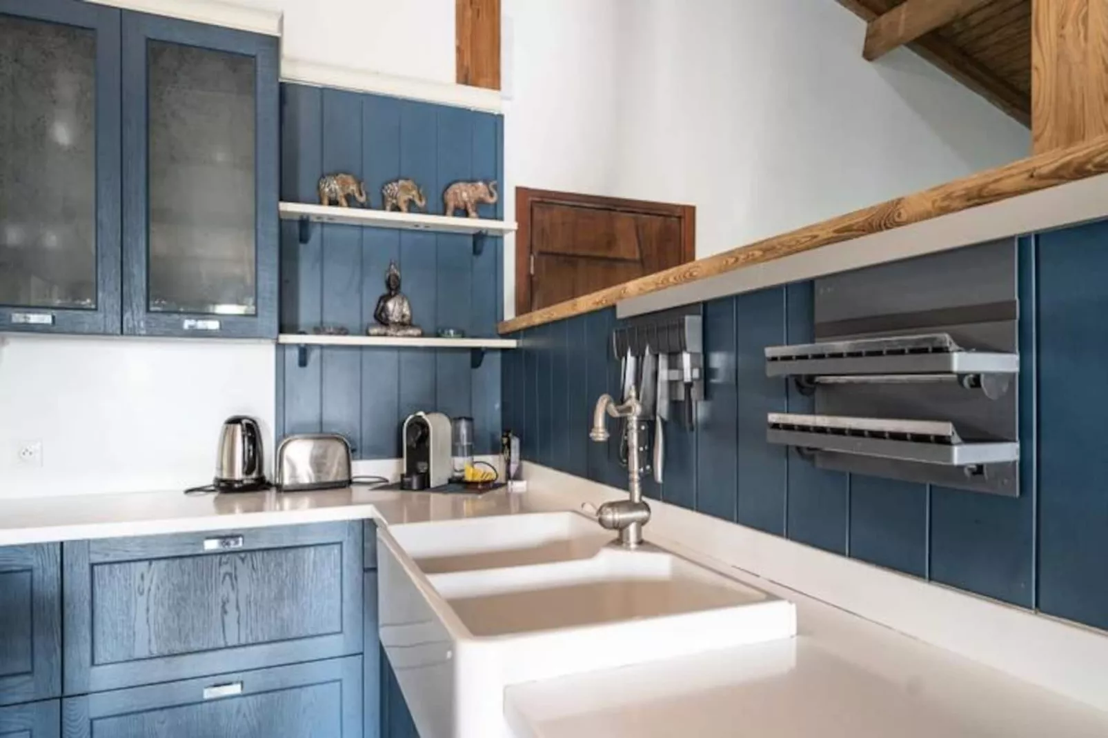 Villa Des Rochers-Image-tags.