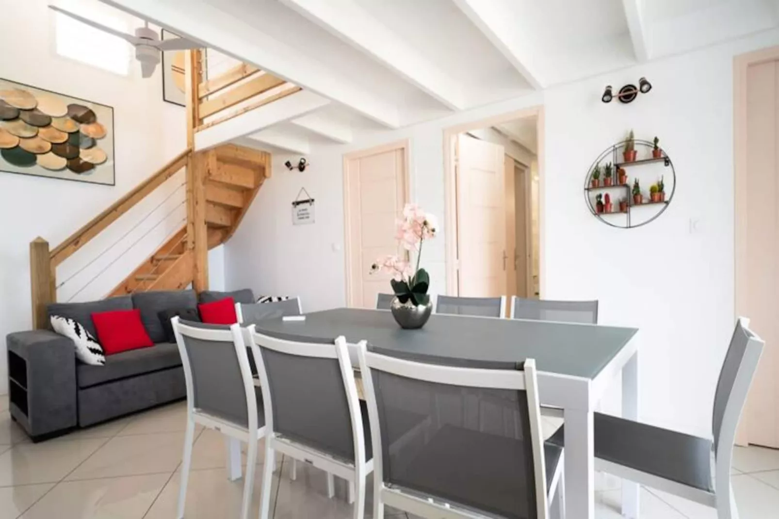 Villa Sun And Sea-Image-tags.