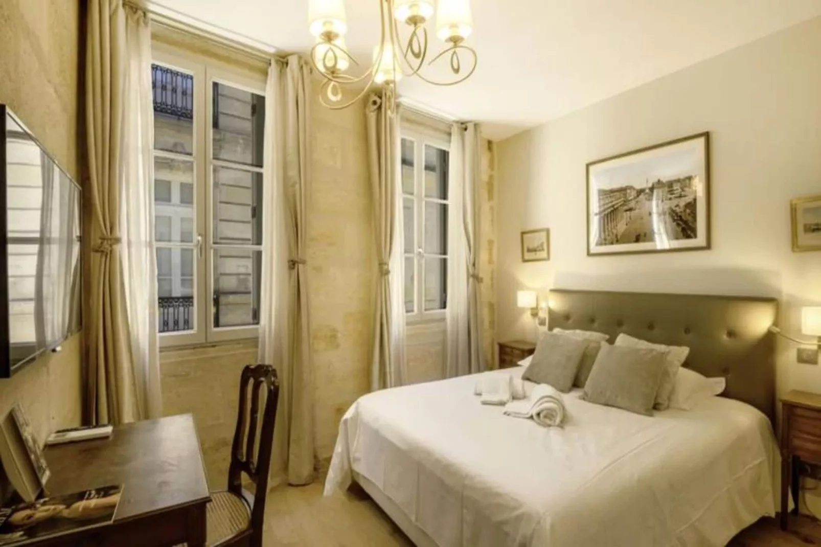 Superbe Duplex De Qualit&eacute;, En Hypercentre Avec Rooftop Et Climatisation-Slaapkamer