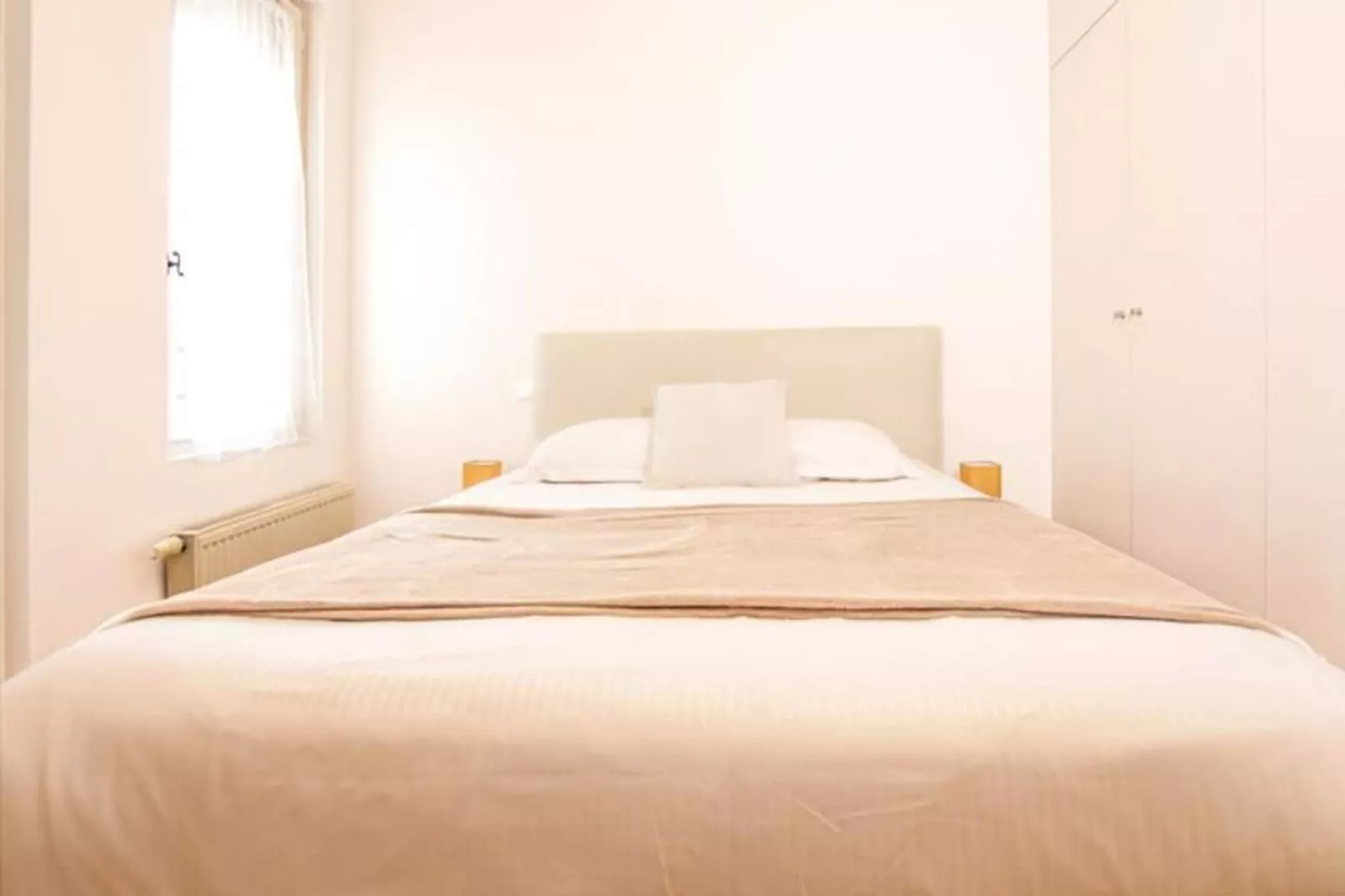 Superbe T2 Aux Prestations De Qualit&eacute; Au Jardin Public Pour 4 Personnes-Slaapkamer