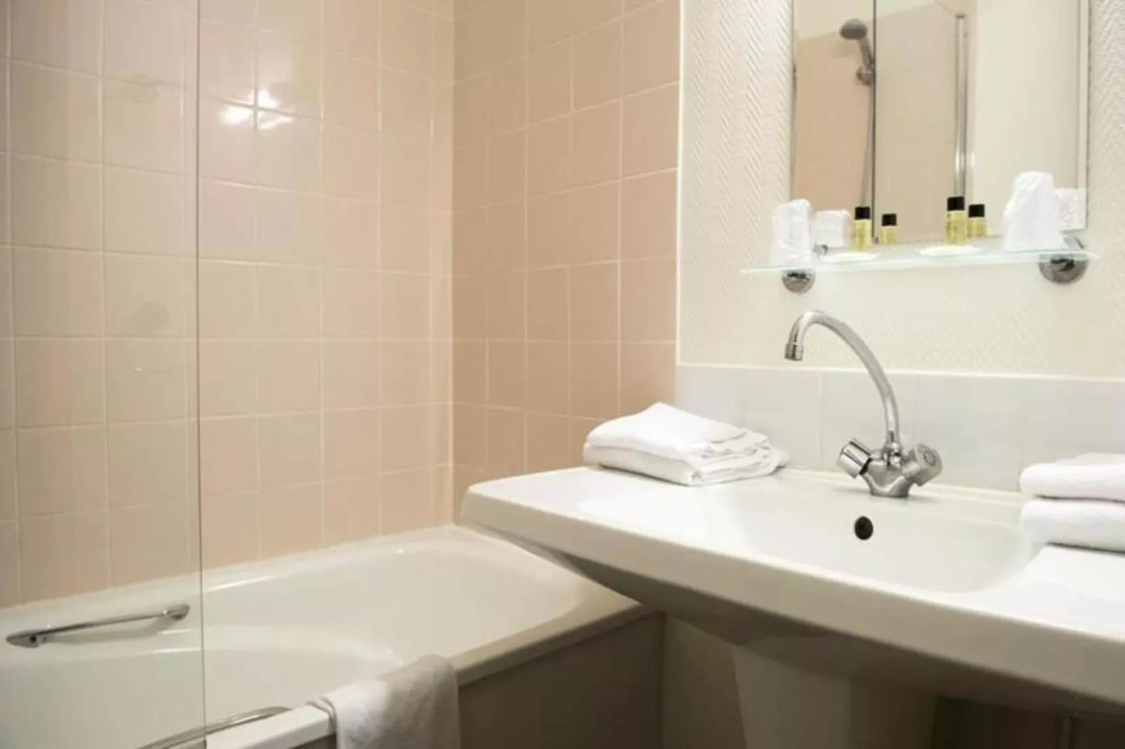 Résidence Villa Régina - Vacances Bleues-Buitenkant zomer