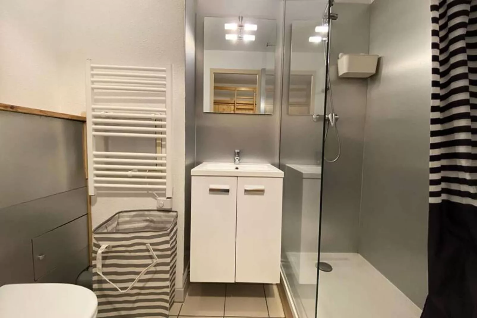 Résidence Grande Chaume-Badkamer