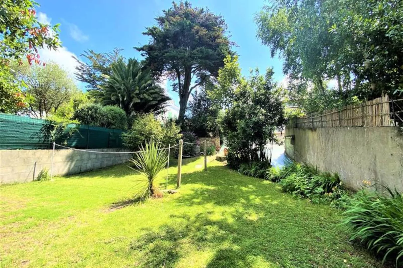 Résidence 115 Rue Du Port De Pêche-Image-tags.