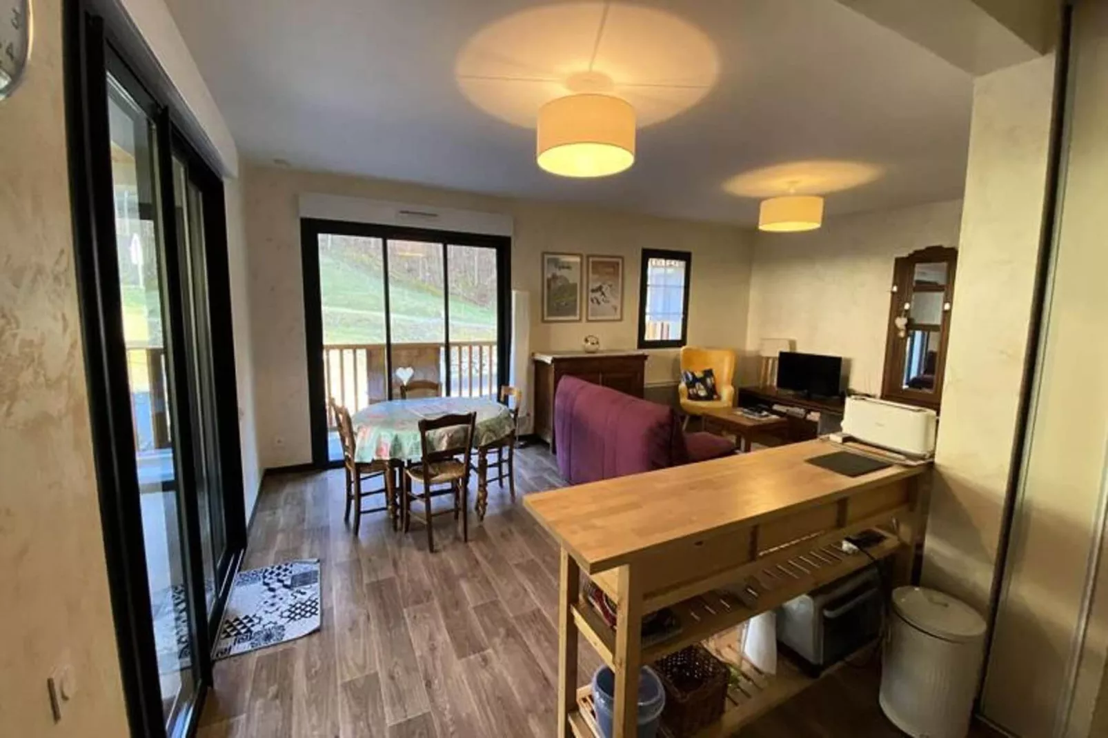 Résidence Pre De Camille-Eetkamer