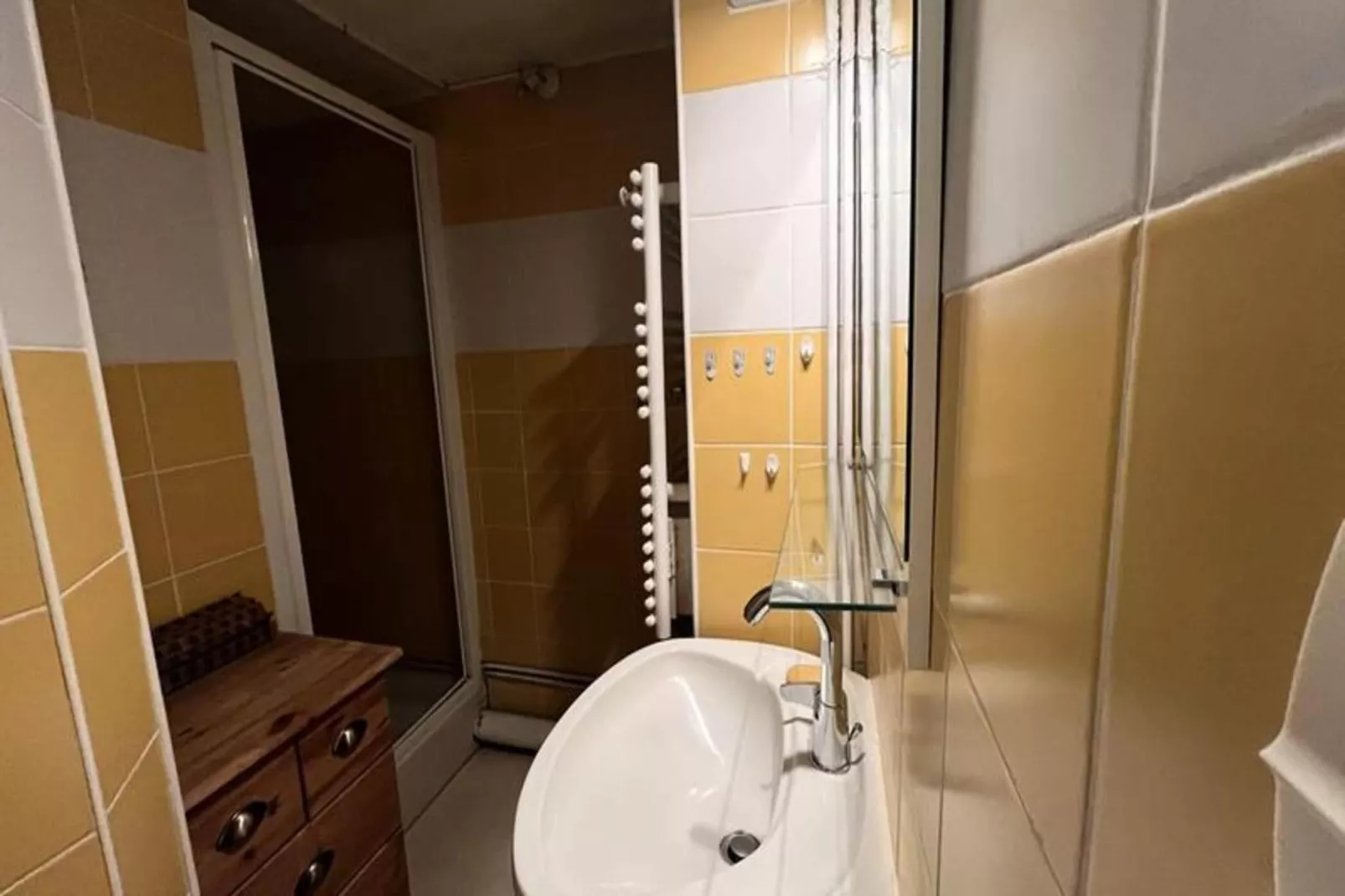 Résidence Le Soleil Blanc-Badkamer