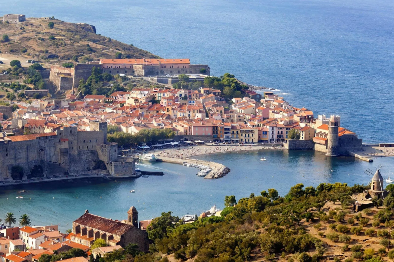 Résidence Mer & Golf Port Argelès***-Buitenkant zomer