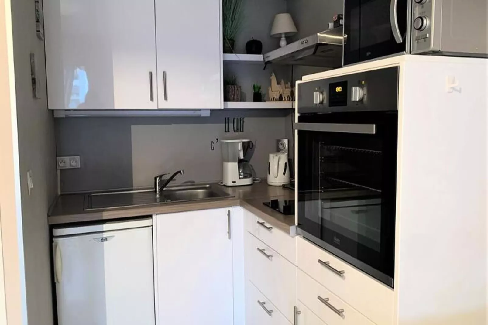 Résidence L'elvire-Badkamer