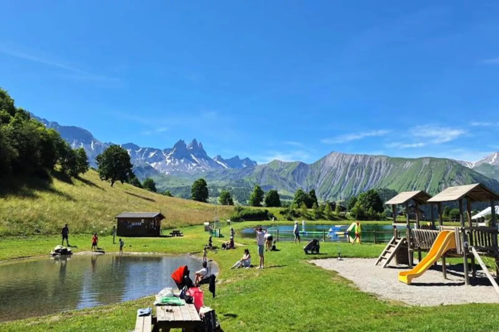 Résidence Appartement 6 &agrave; 8 Pers. &agrave; Albiez-montrond, 5 Min. &agrave; Pied Pistes De Ski