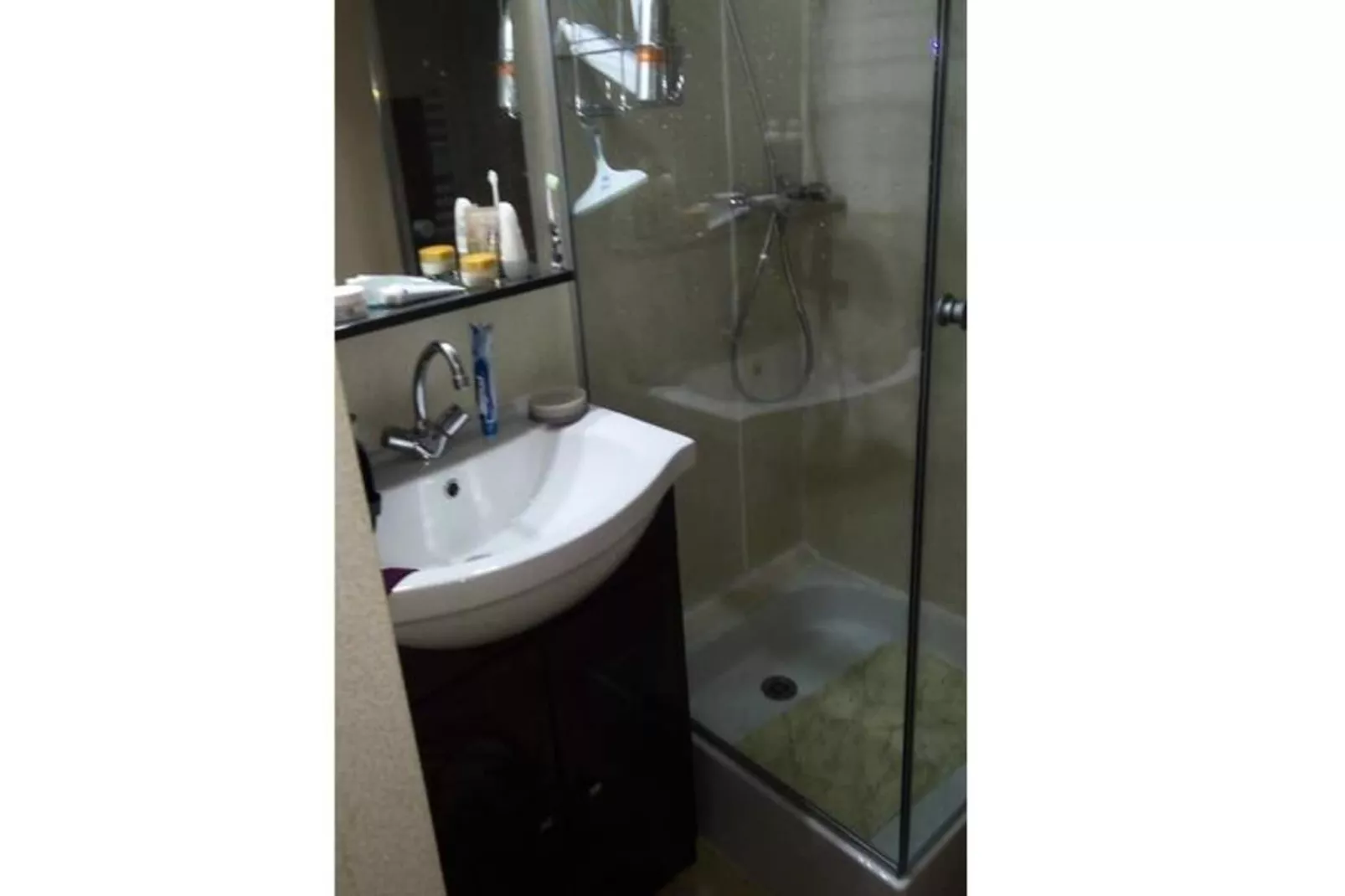 Appartement 2 pièces 4 pers au centre de la station-Badkamer