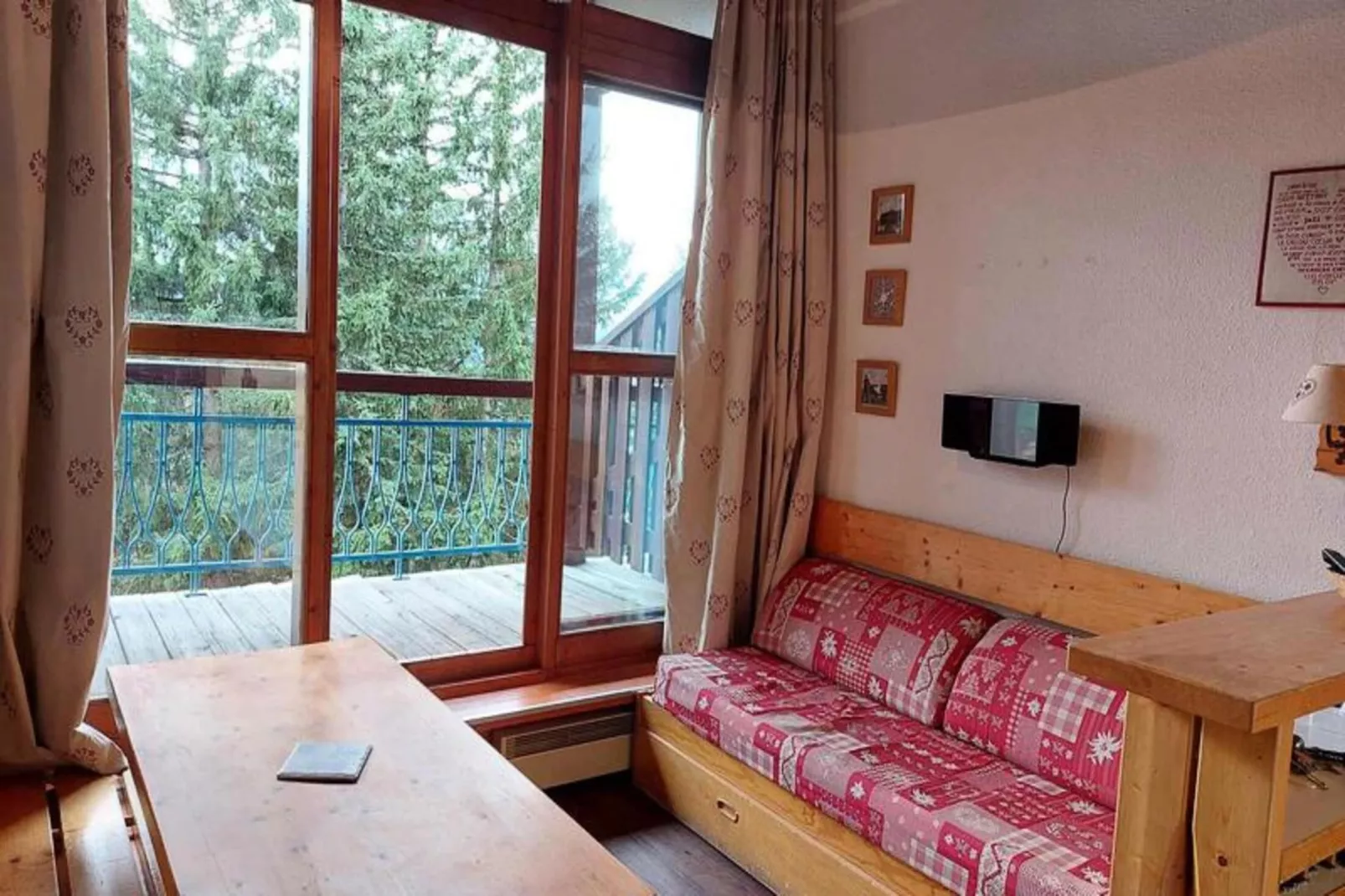 Résidence Archeboc-Buitenkant zomer