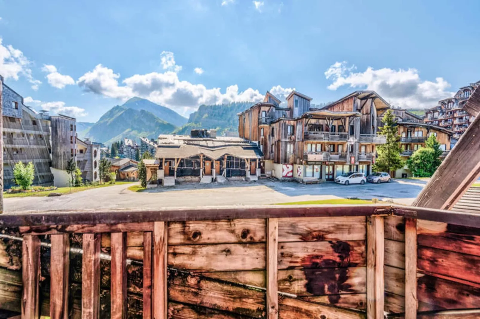 Résidence Quartier Falaise - maeva Home-Uitzicht zomer