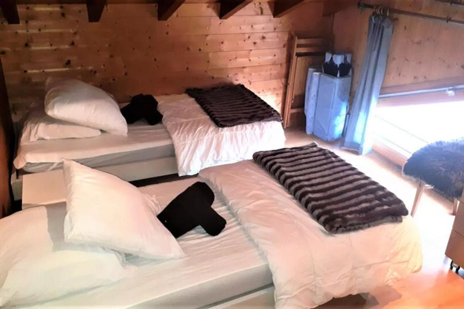 Chalet Avoreaz-Buitenkant zomer