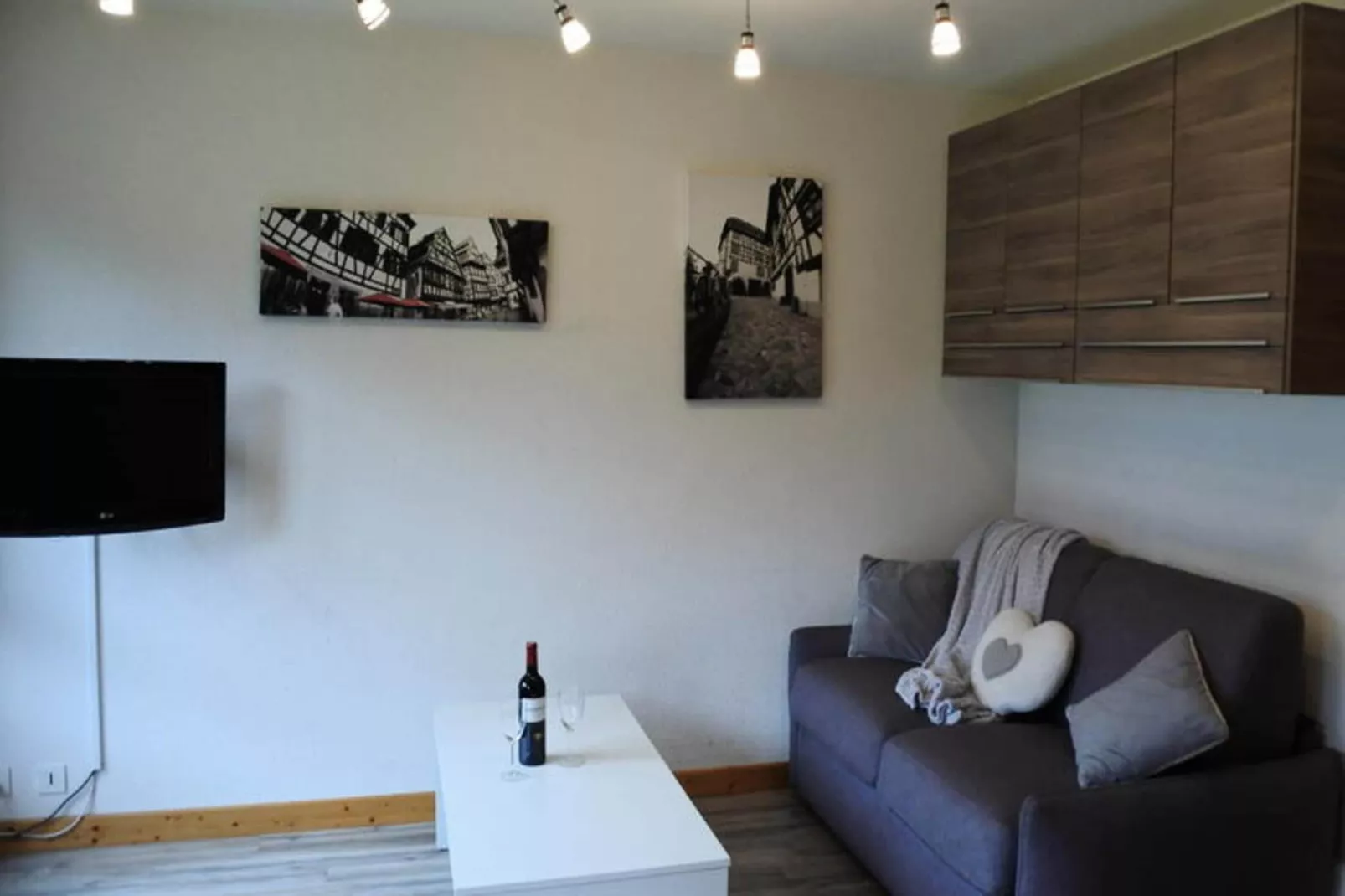 Résidence Le Picaron-Buitenkant zomer