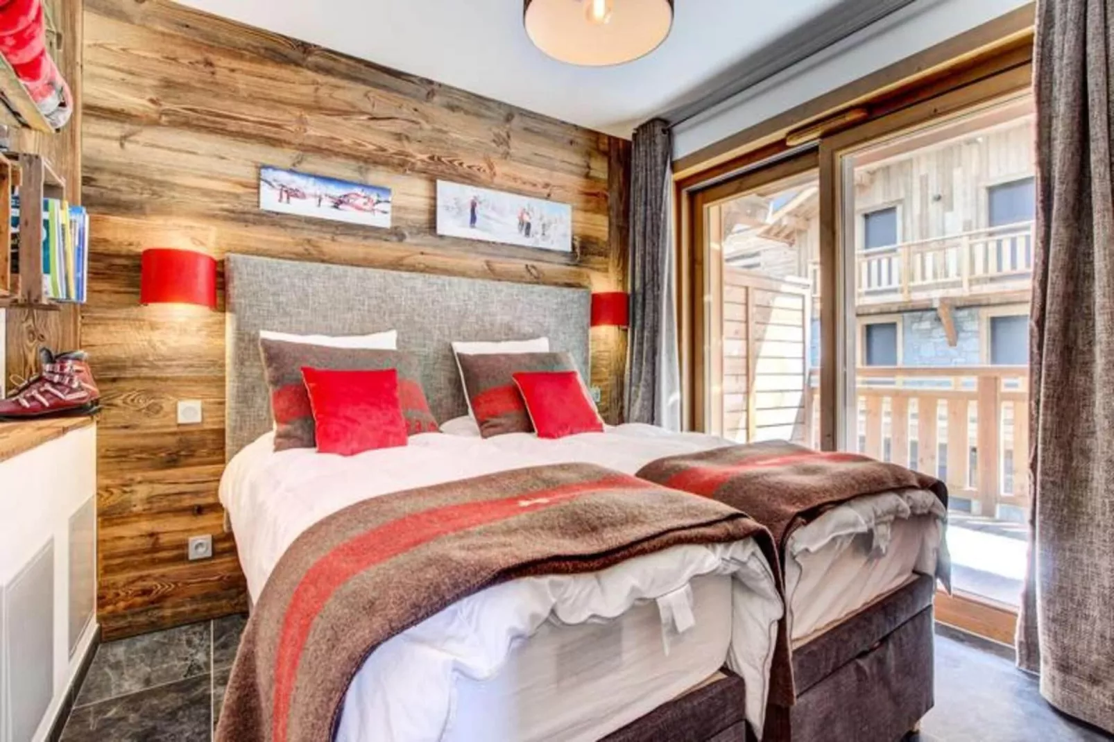 Résidence Frenes Blancs-Buitenkant zomer