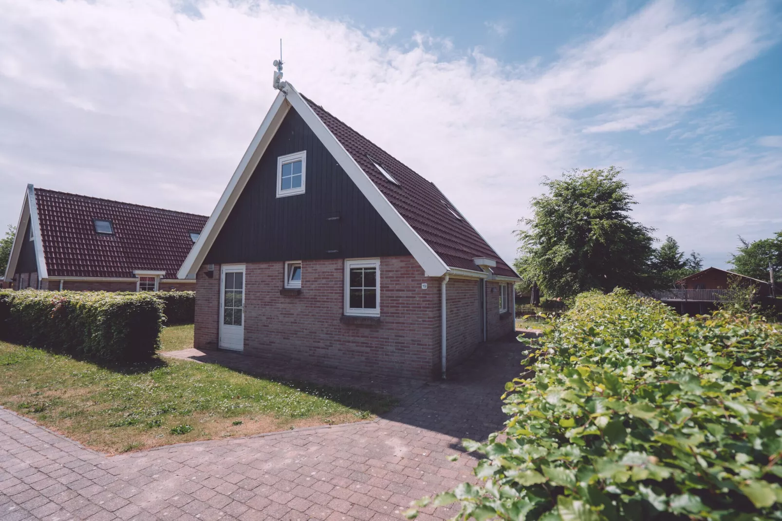 Vakantiepark Eigen Wijze 3-Buitenkant zomer