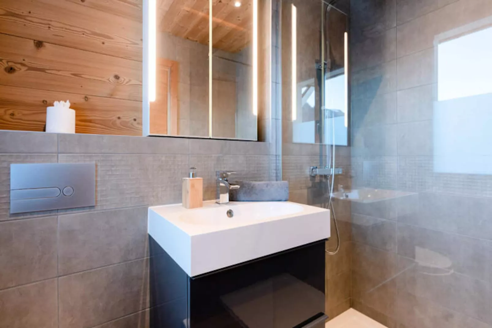 Résidence Les Rosiers-Image-tags.