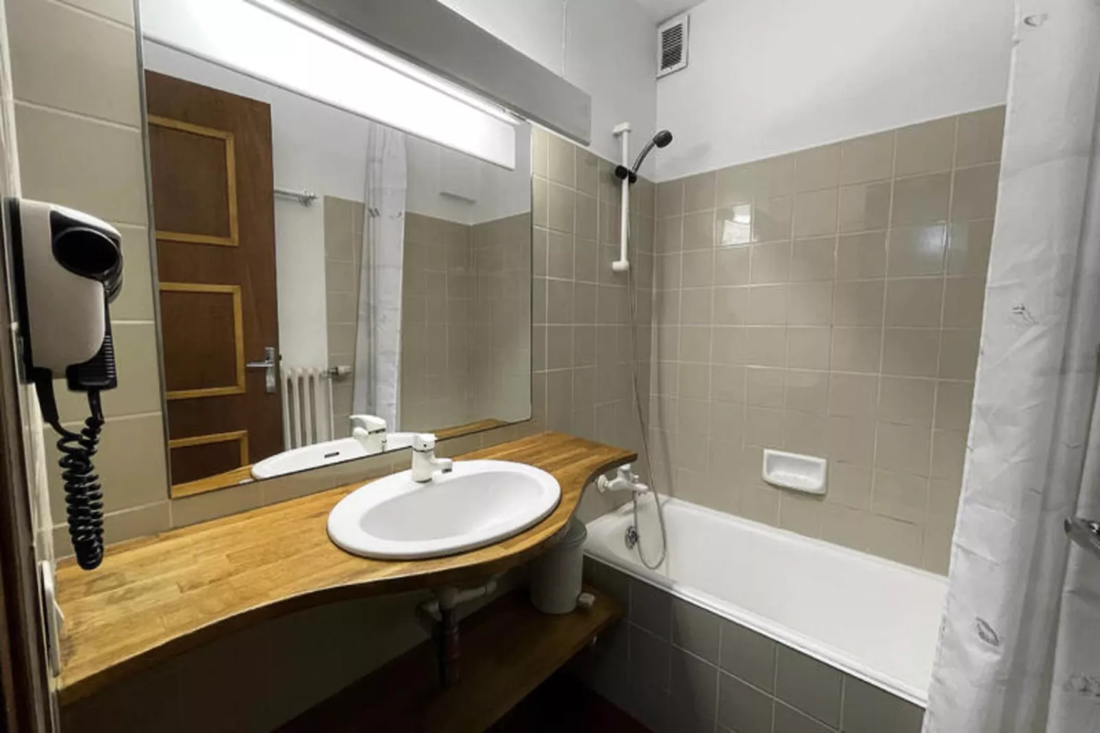 Appartements à La Clusaz-Badkamer