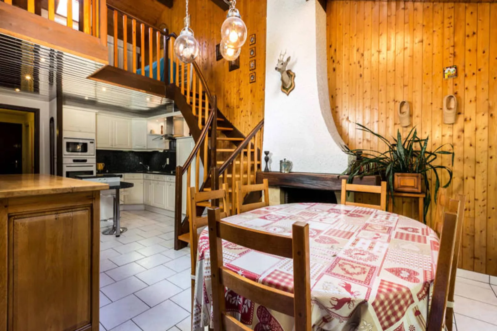 Résidence Belmont-Eetkamer