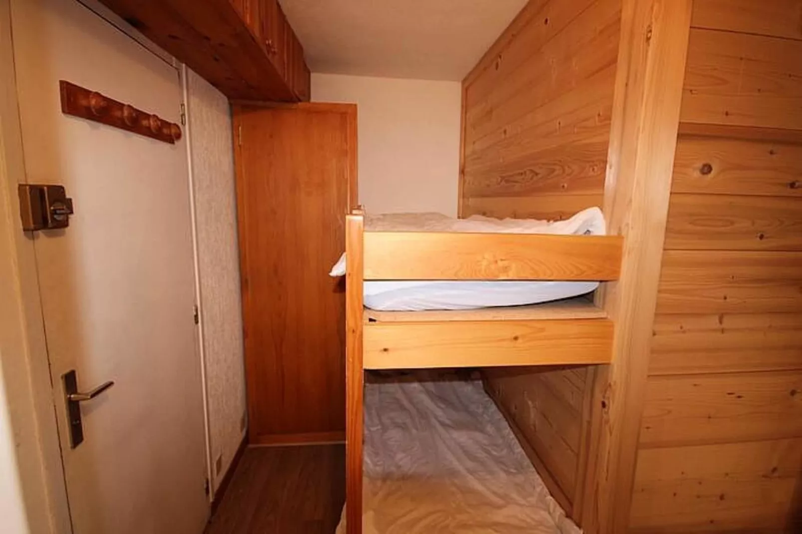 Studio à Saint Jean d'Aulps-Slaapkamer