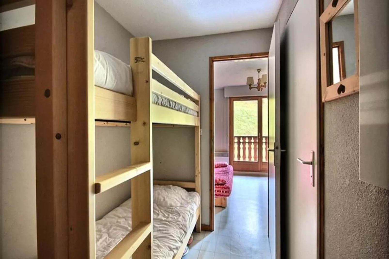 Studio à Saint Jean d'Aulps-Slaapkamer