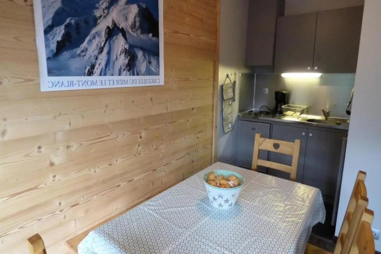 Résidence Choucas-Eetkamer