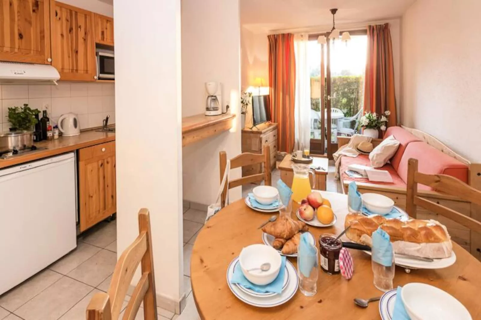 Résidence Odalys Les Chalets d'Evian-Image-tags.