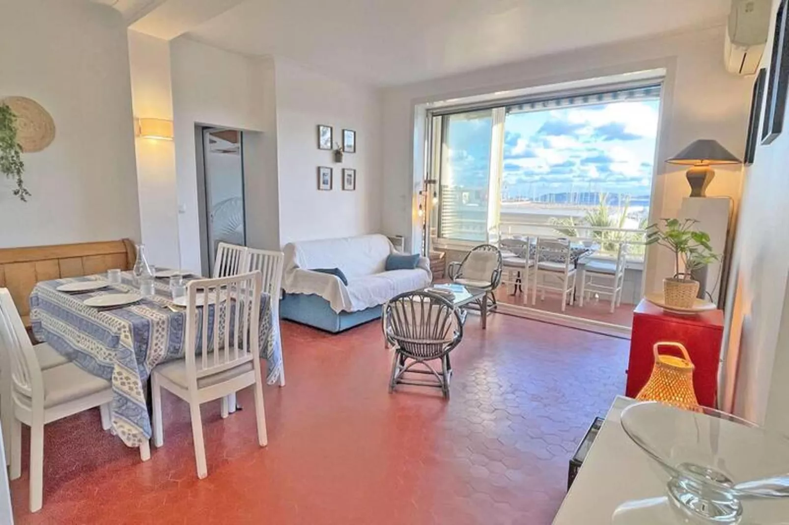 Résidence Les Dauphins-Overloop