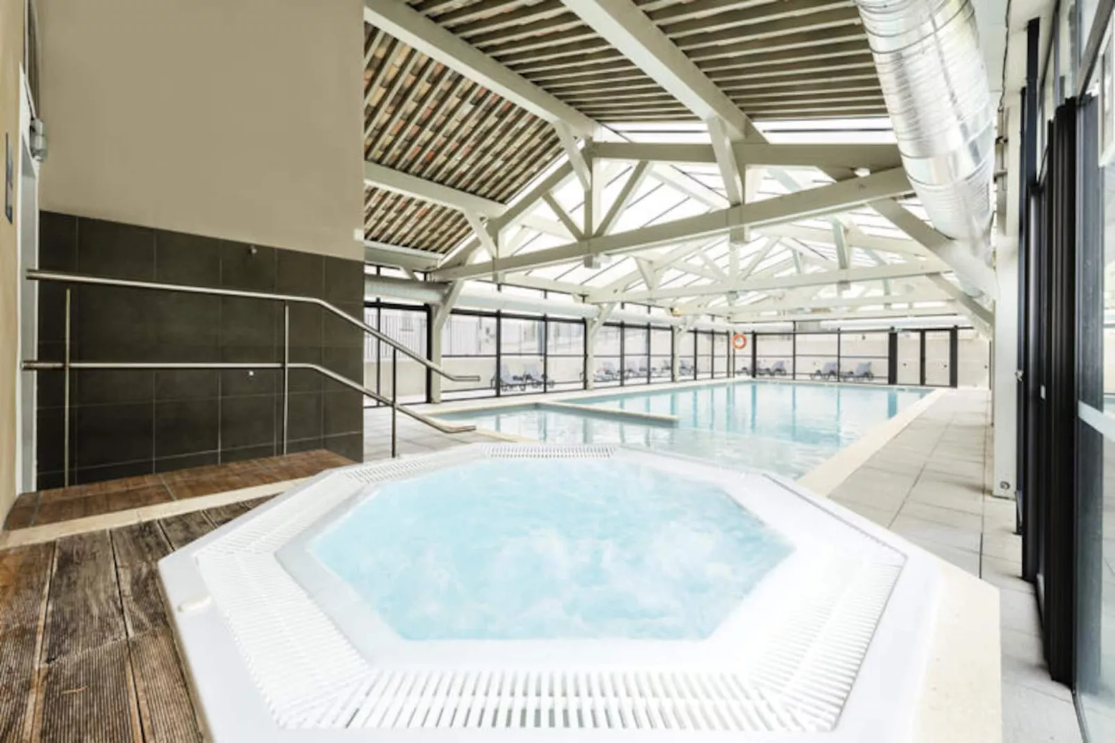 Résidence Garden & City Mont Ventoux - Malaucène****-Image-tags.