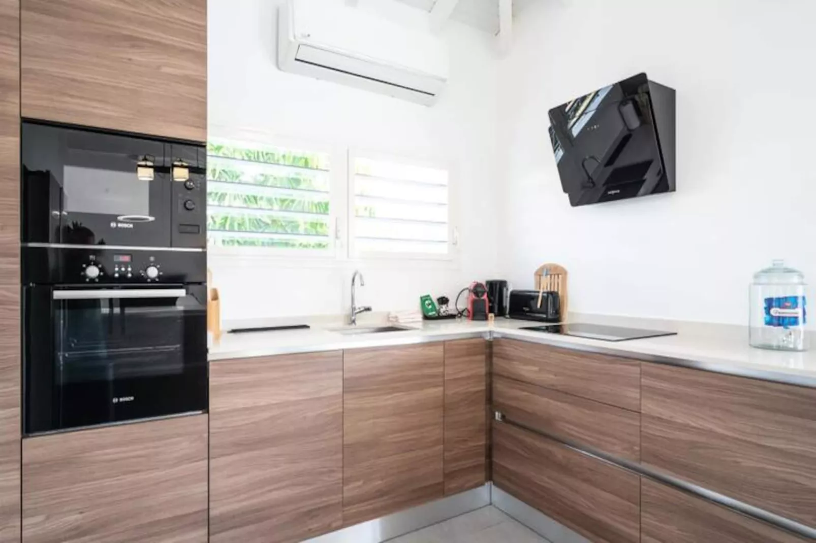 Villa Colibri-Image-tags.