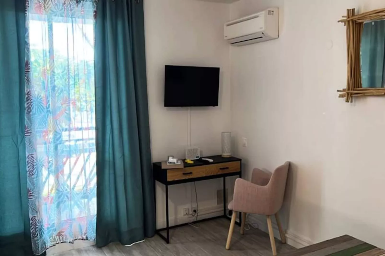 Appartement Blue Lagon-Image-tags.