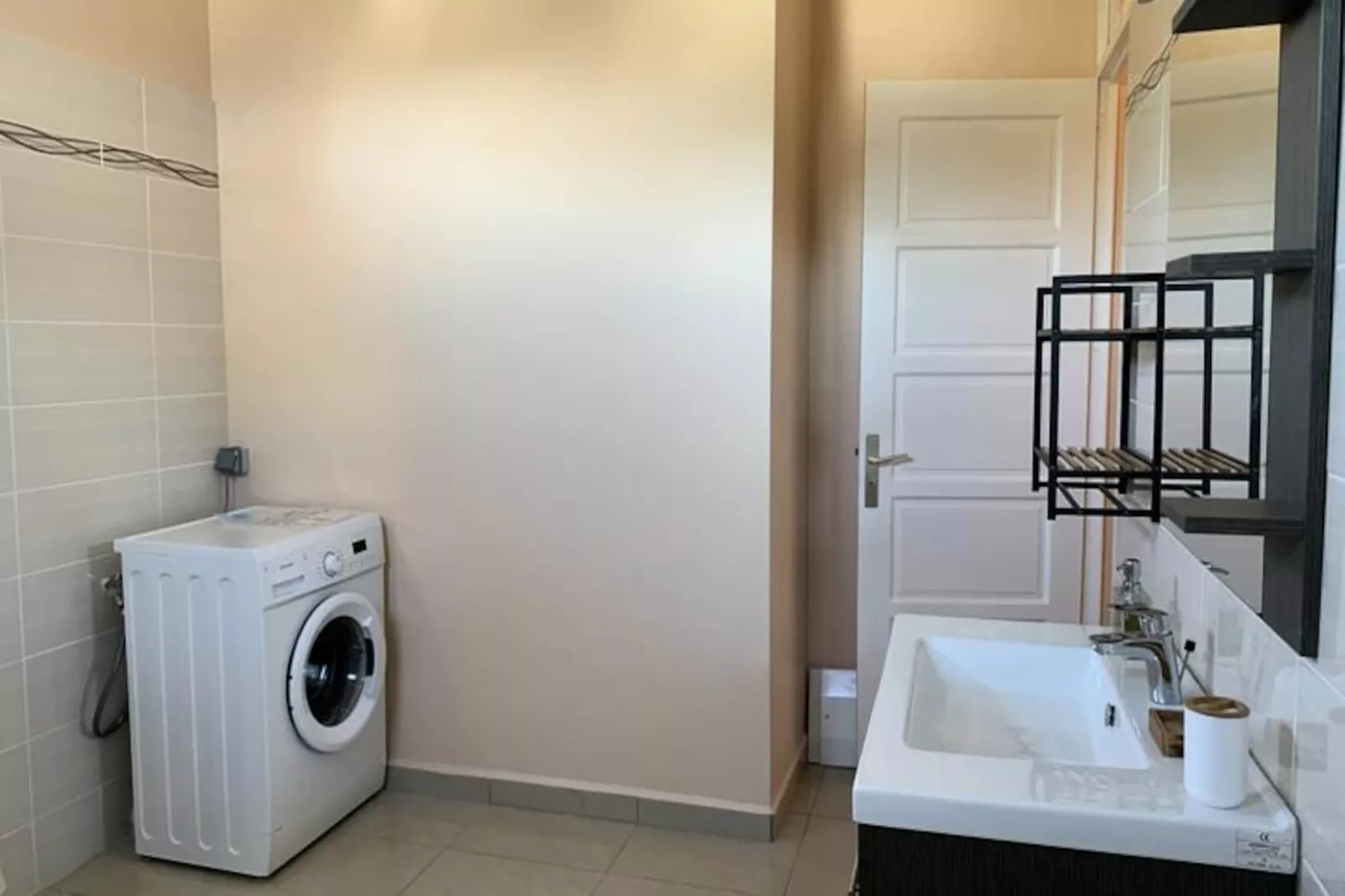 Appartement La Campagne-Image-tags.